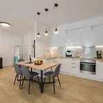 Vida Residential * نافبليو
